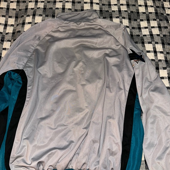 San Jose sharks bomber - Picture 3 of 3